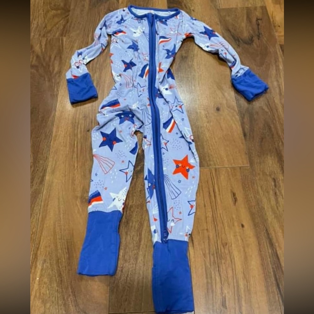 Little sleepies size 12-18m